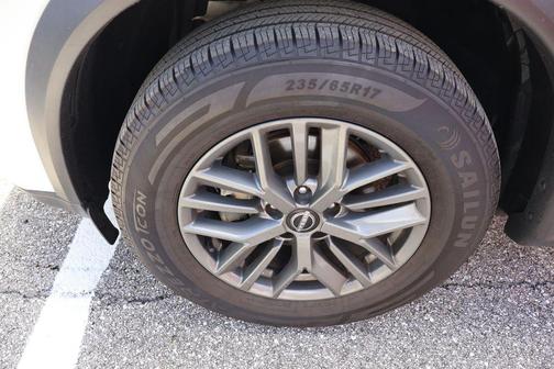 Glacier White 2023 Nissan Rogue S