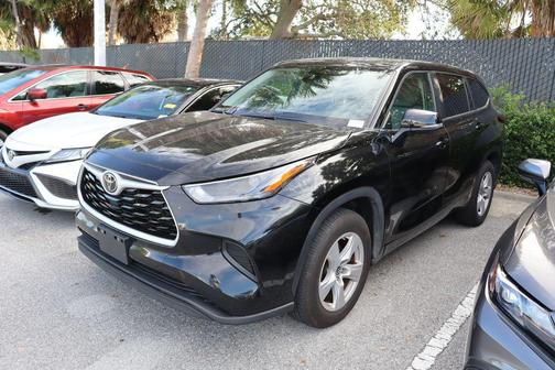 2023 Toyota Highlander L