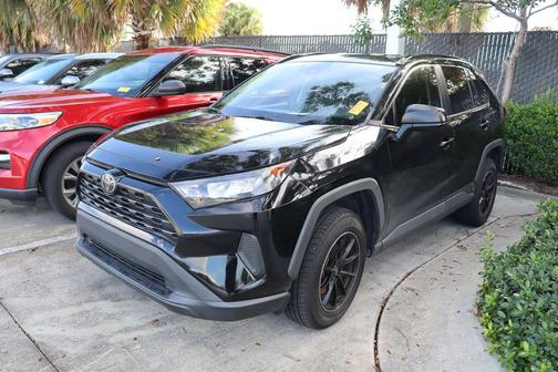 2019 Toyota RAV4 LE