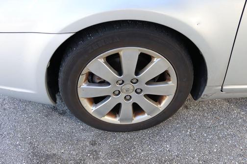 2005 Toyota Avalon XLS