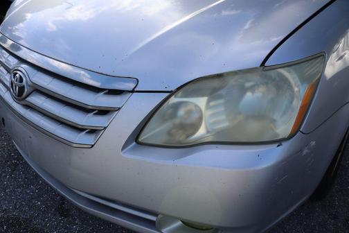 2005 Toyota Avalon XLS