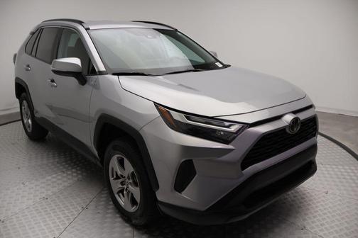 Silver Sky Metallic 2025 Toyota RAV4 XLE