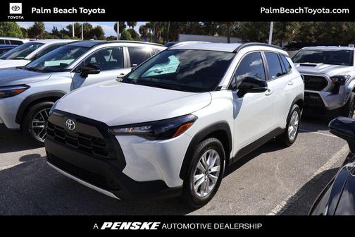 2026 Toyota Corolla Cross LE