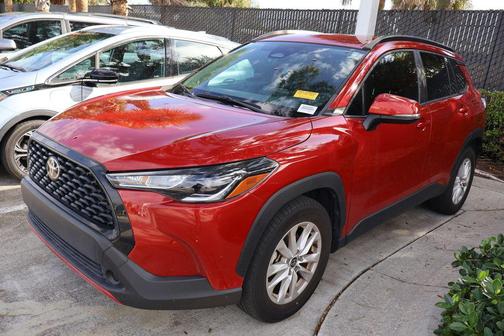 2023 Toyota Corolla Cross LE