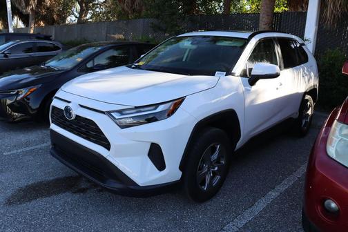 2023 Toyota RAV4 Hybrid XLE