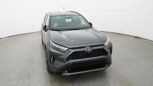 2025 Toyota RAV4 Hybrid SE