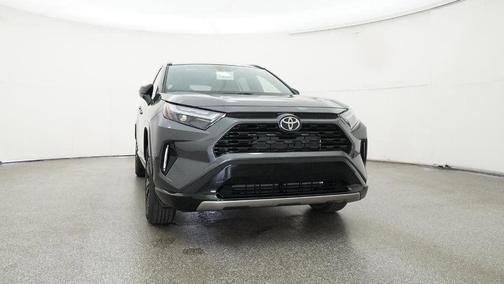 2025 Toyota RAV4 Hybrid SE