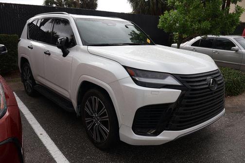 Eminent White Pearl 2025 Lexus LX 700h Luxury