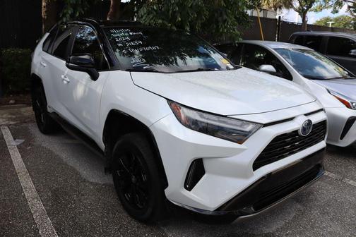 2024 Toyota RAV4 Hybrid SE