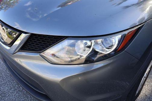 2018 Nissan Rogue Sport S