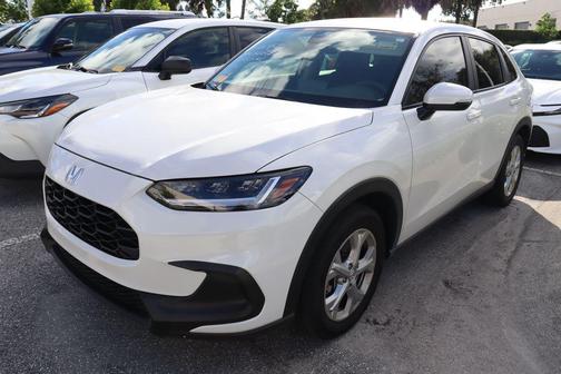 2025 Honda HR-V LX