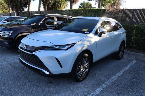 2023 Toyota Venza XLE