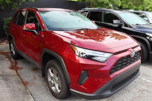 2024 Toyota RAV4 Hybrid XLE