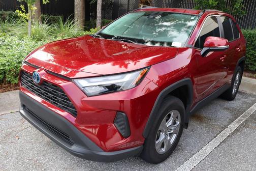 2024 Toyota RAV4 Hybrid XLE