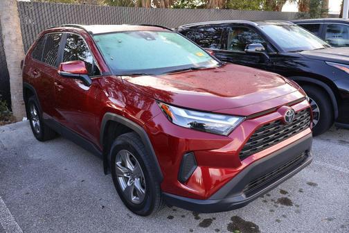 2024 Toyota RAV4 XLE