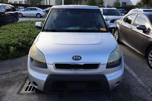 2011 Kia Soul +