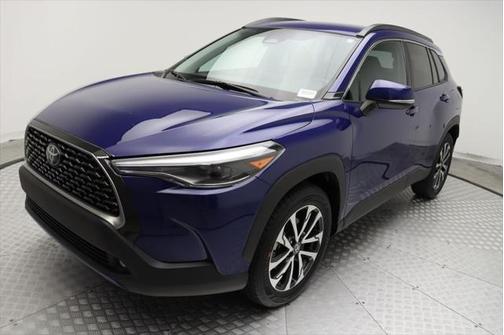 2024 Toyota Corolla Cross XLE