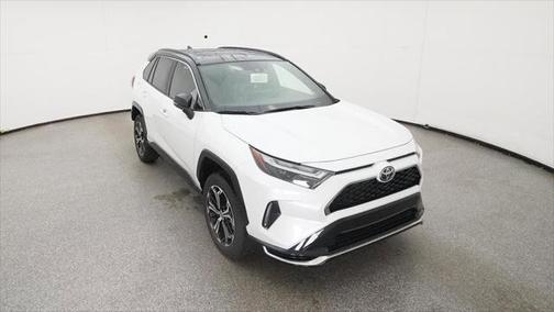 2025 Toyota RAV4 Hybrid SE