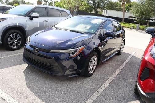 2025 Toyota Corolla LE