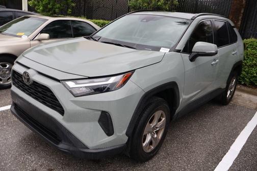 2023 Toyota RAV4 XLE