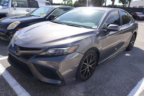 Predawn Gray Mica 2021 Toyota Camry SE