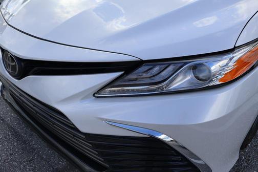 Wind Chill Pearl 2024 Toyota Camry XLE