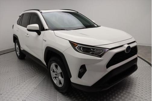 2020 Toyota RAV4 Hybrid XLE