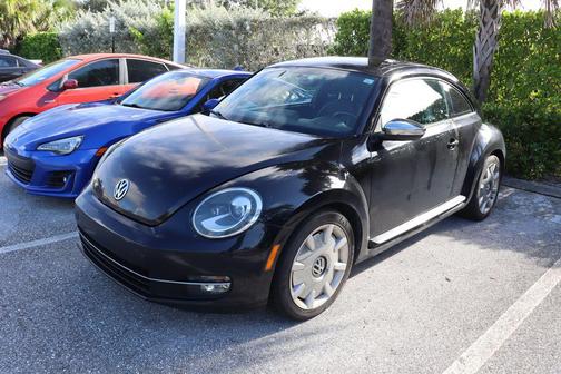 2013 Volkswagen Beetle 2.0T Fender Edition