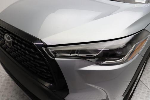 Sonic Silver 2023 Toyota Corolla Cross L