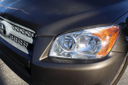2009 Toyota RAV4 Base