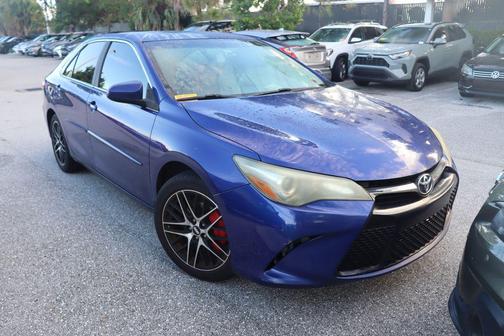 2015 Toyota Camry SE
