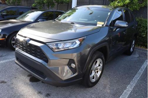 2021 Toyota RAV4 XLE