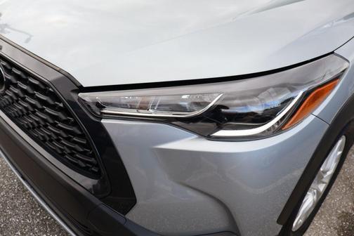 2025 Toyota Corolla Cross LE