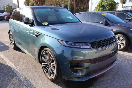 2025 Land Rover Range Rover Sport SE