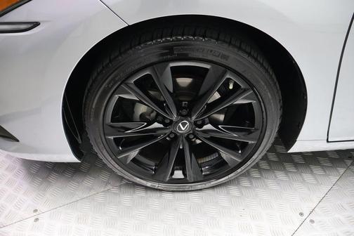 Iridium 2023 Lexus ES 350 F Sport