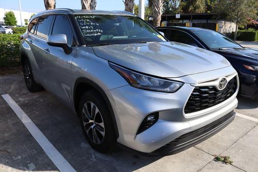 2020 Toyota Highlander XLE