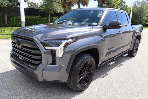 2025 Toyota Tundra SR5
