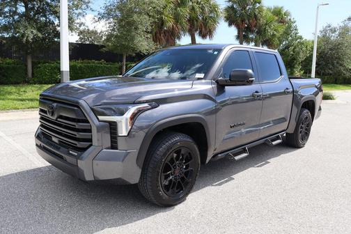 2025 Toyota Tundra SR5