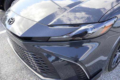 Underground 2025 Toyota Camry SE