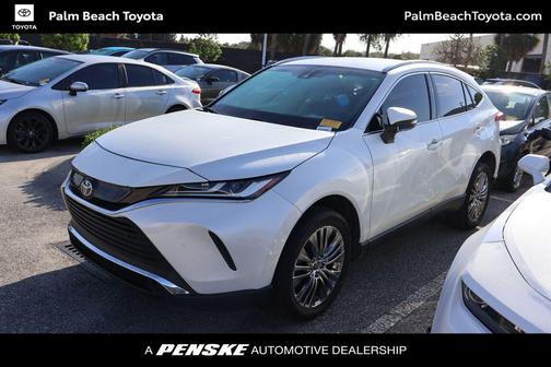 2022 Toyota Venza XLE