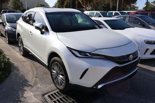 2022 Toyota Venza XLE