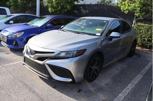 2021 Toyota Camry SE