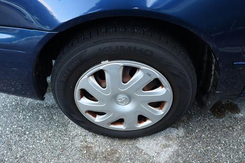 2002 Toyota Corolla LE