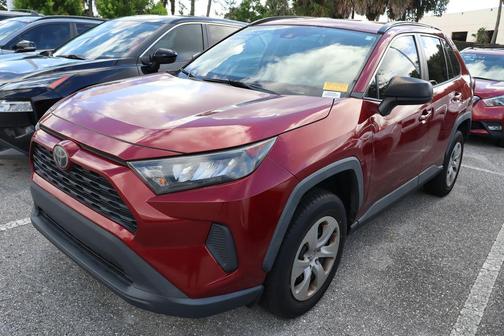 2020 Toyota RAV4 LE