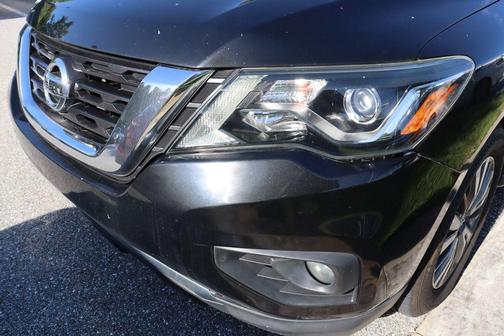 2020 Nissan Pathfinder SV 2WD