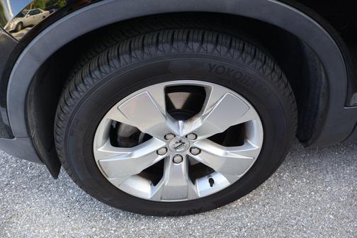Black Stone 2021 Volvo XC40 T4 Momentum