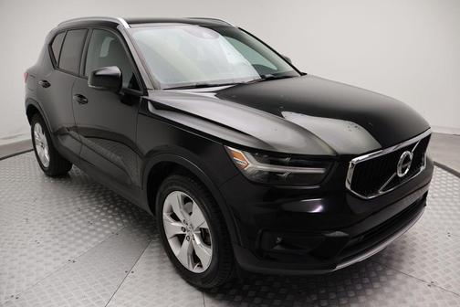 Black Stone 2021 Volvo XC40 T4 Momentum