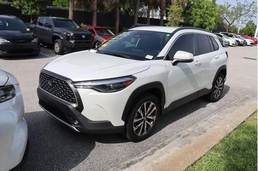 2023 Toyota Corolla Cross XLE