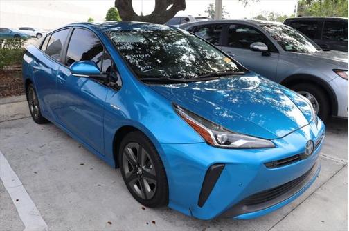 2020 Toyota Prius XLE