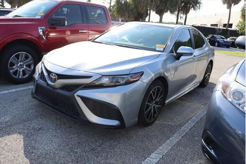 2021 Toyota Camry SE